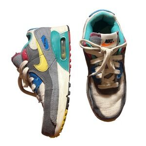 Multi color Nike Girl size 3Y